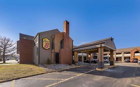 Super 8 By Wyndham Kansas City Airport North
